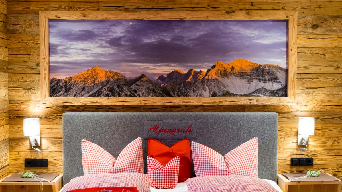 5 Sterne - Ferienhaus - Chalet Alpengruß Wallgau Schlafzimmer
